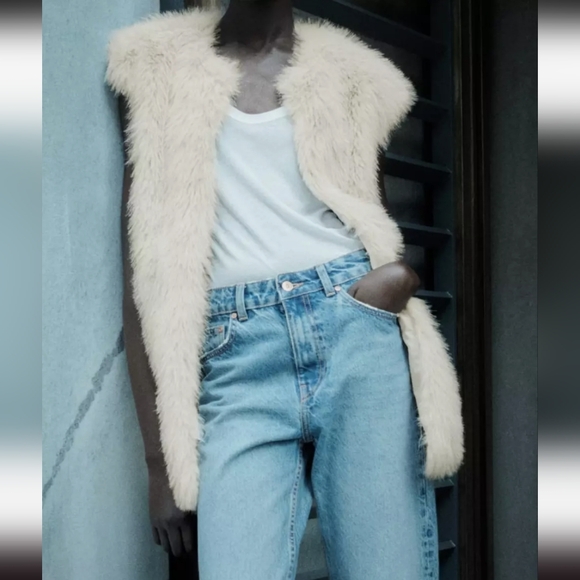 NWOT ZARA FUR VEST - Picture 4 of 4